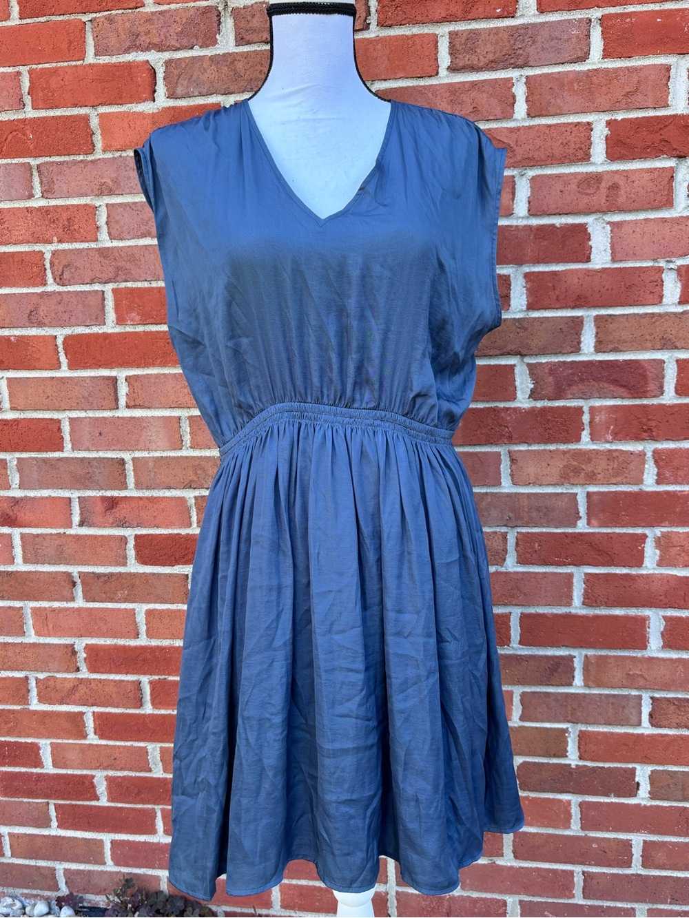 Loft Slate Blue V Neck Sleeveless Elastic Smocked Waist Dress Womens Medium